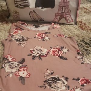 Floral tank top!